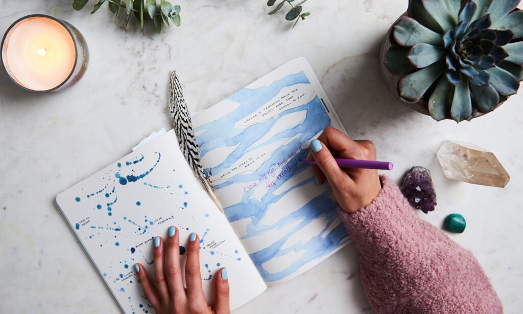 How to Make a Manifestation Journal
